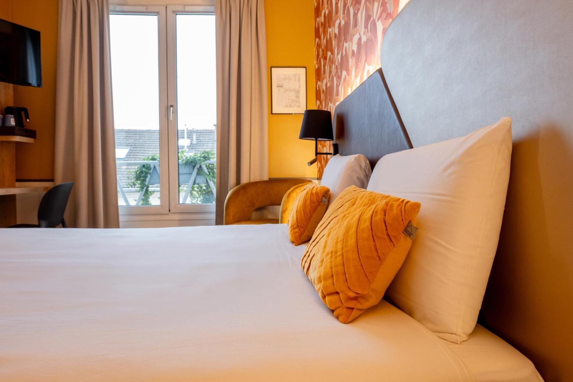 Hotel Kyriad 10 - Canal Saint Martin - Republique Parijs