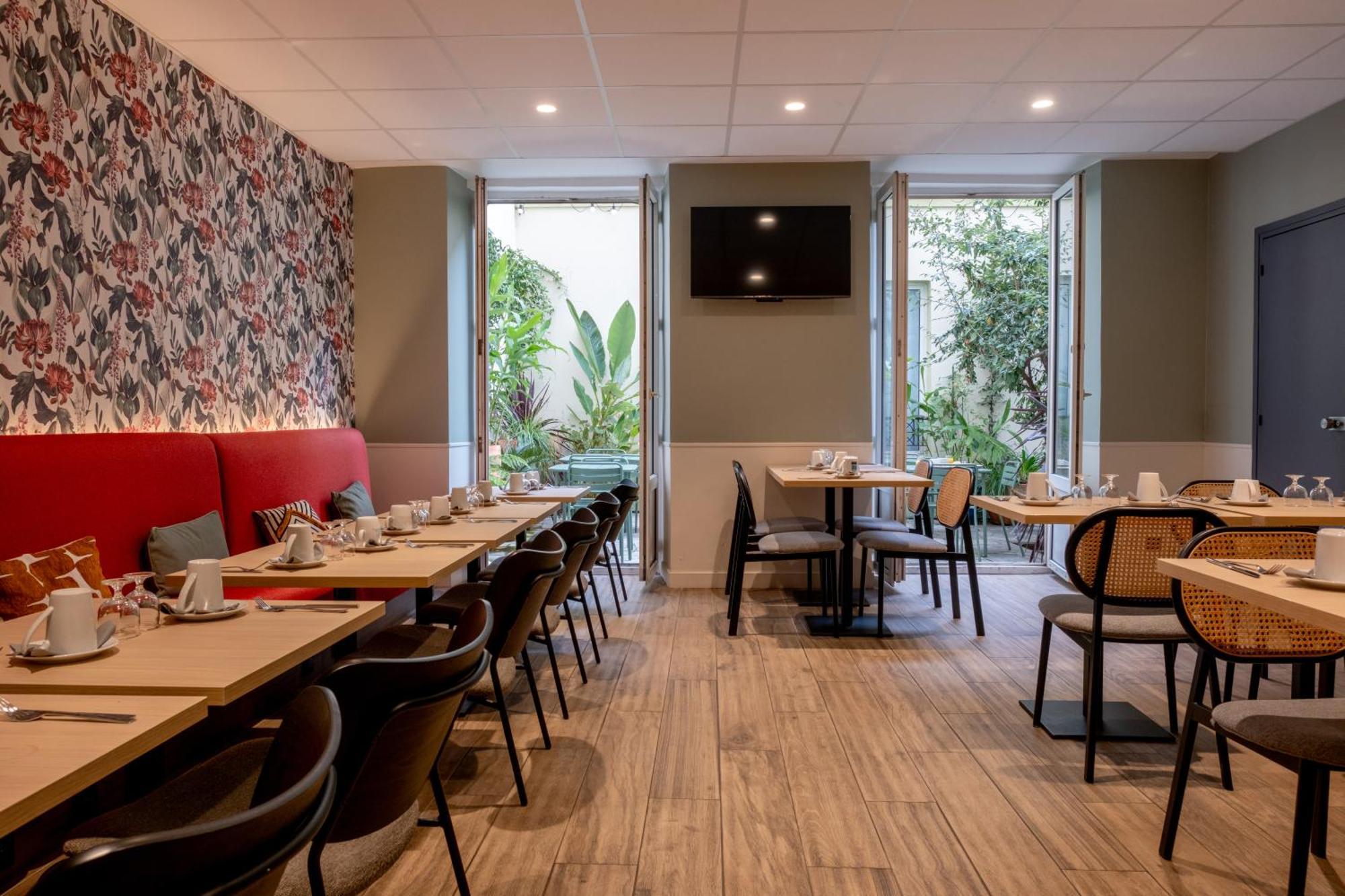 Hotel Kyriad 10 - Canal Saint Martin - Republique Parijs